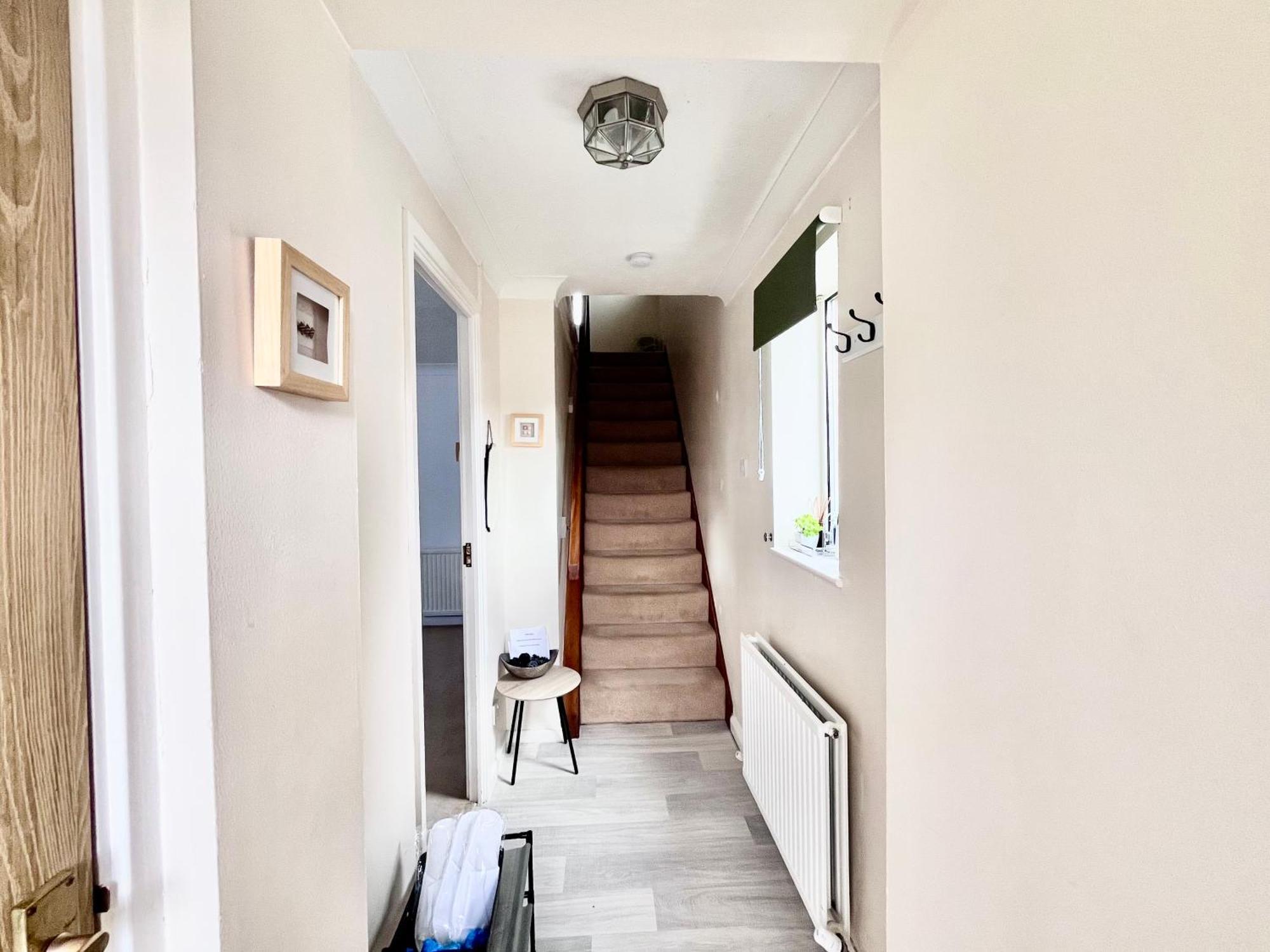 Lush House Close To Ashford Town Centre With Driveway Buitenkant foto